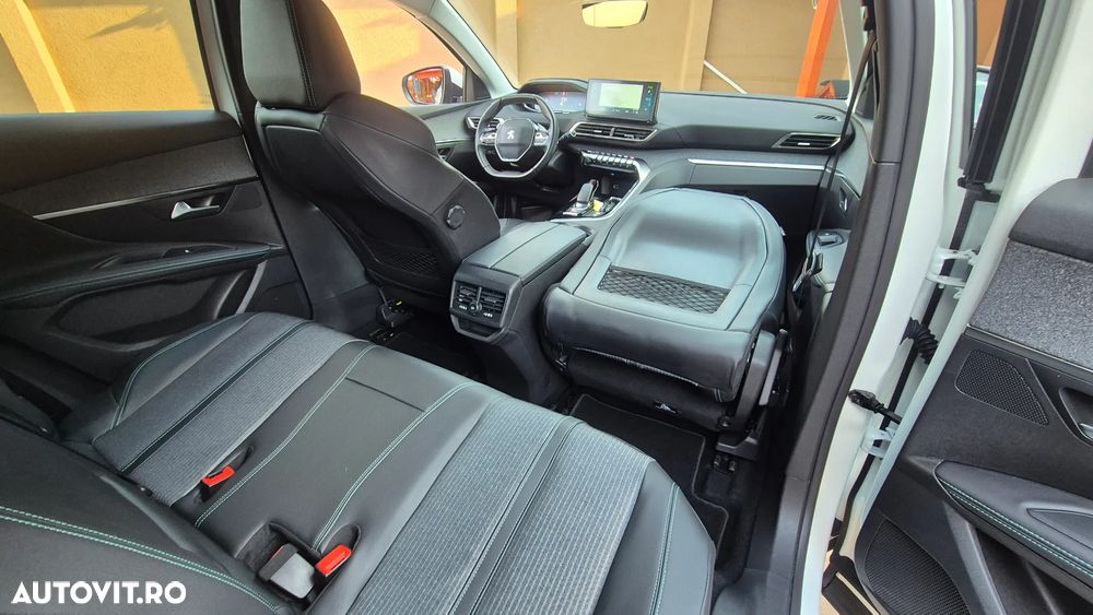 Peugeot 3008 PHEV EAT8 Allure - 13
