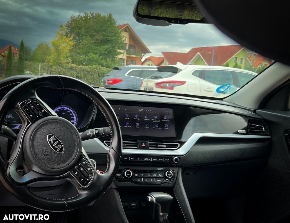 Kia Niro 1.6 GDI HEV 2WD OPF Aut. Edition 7 - 9