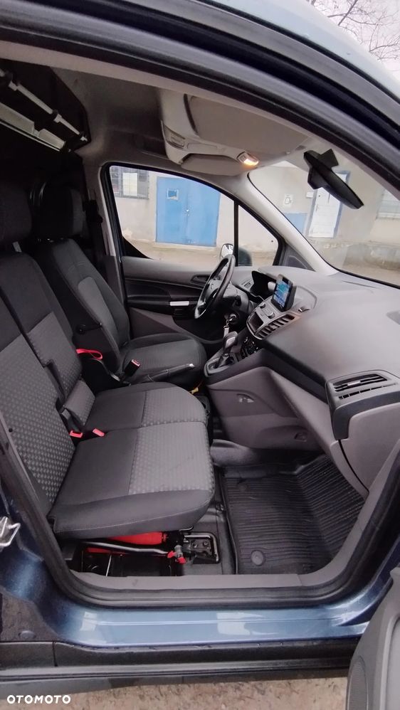 Ford Transit Connect - 12