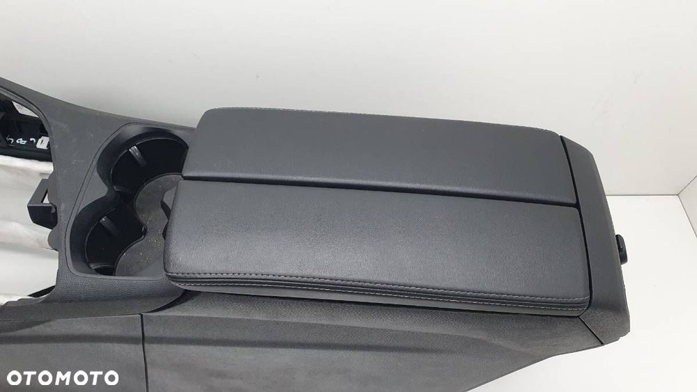 TUNEL ŚRODKOWY PEUGEOT 5008 II 2019 EUROPA - 5