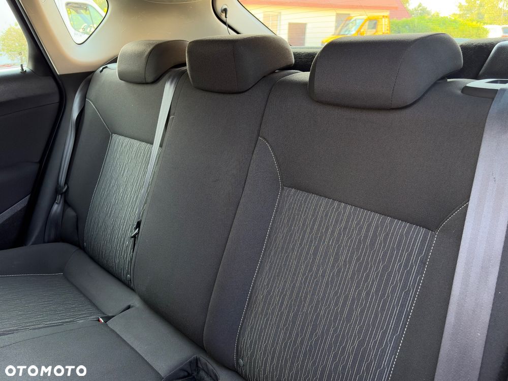 Opel Astra 1.4 Turbo Style - 30