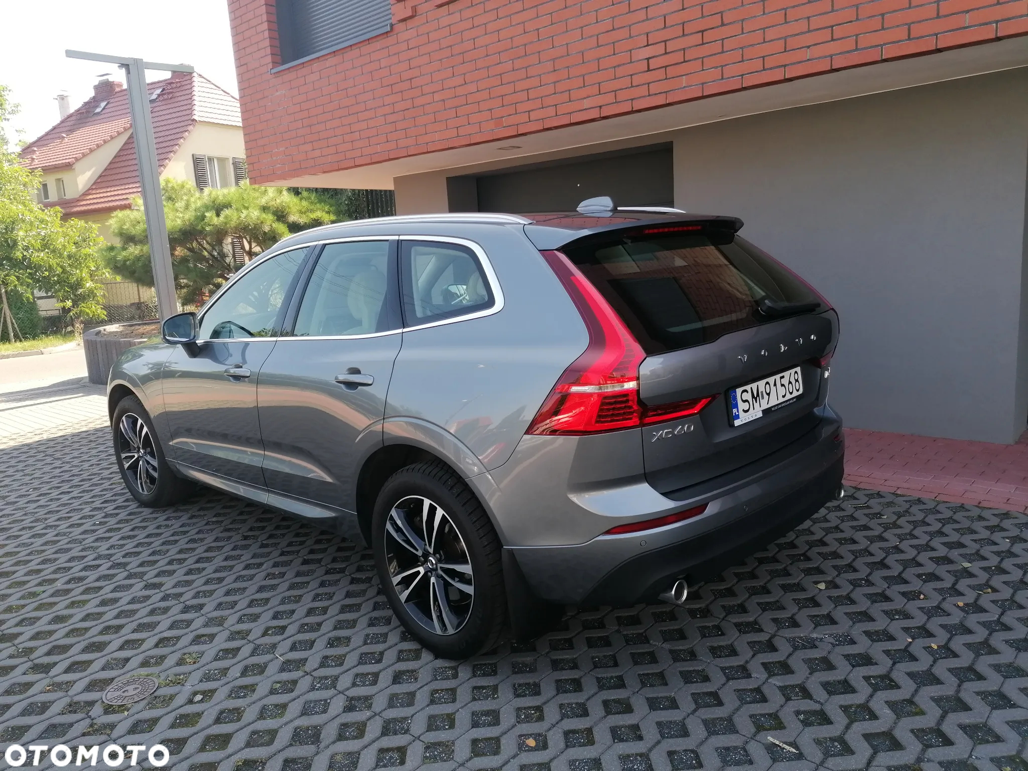 Volvo XC 60 D4 AWD Momentum - 3