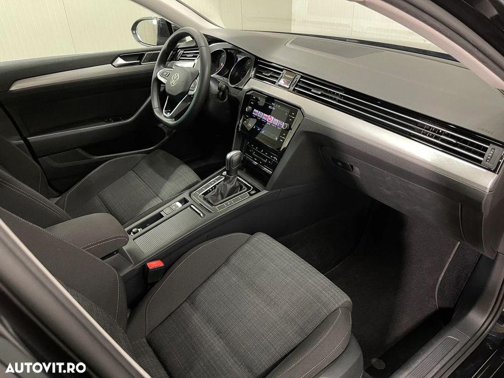 Volkswagen Passat 1.5 TSI ACT DSG Comfortline - 11