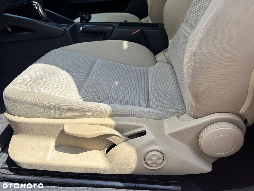 Audi A3 3-drzwiowe 2.0 TDI DPF (DSG) S tronic Ambition - 12