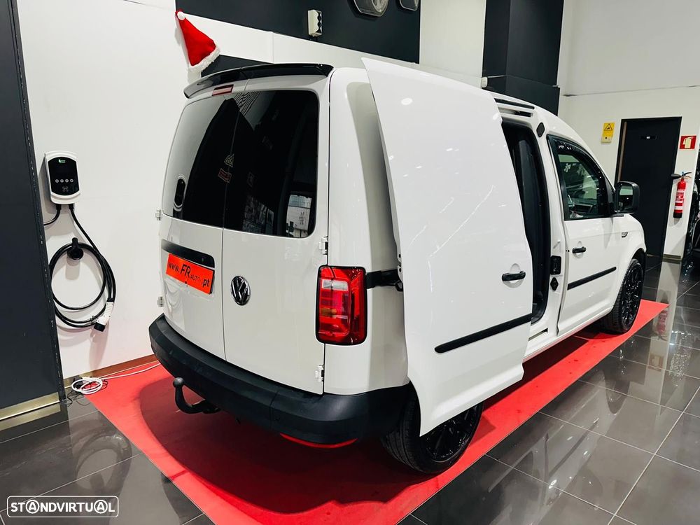 VW Caddy 2.0 TDI (5L) DSG - 39