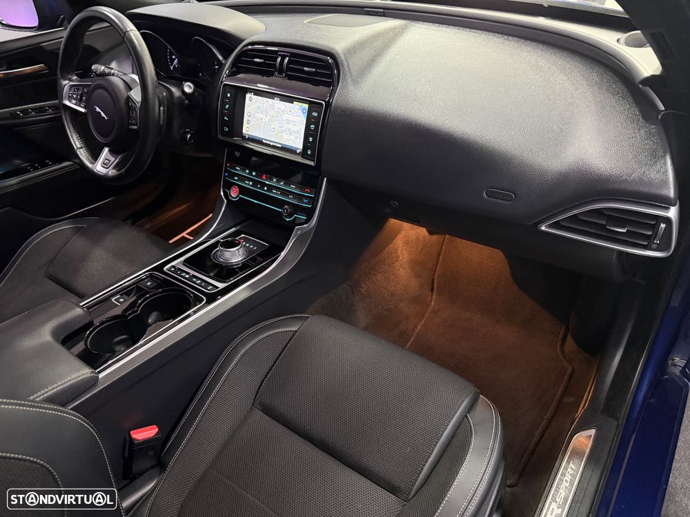 Jaguar XE 20d Aut. R-Sport - 25