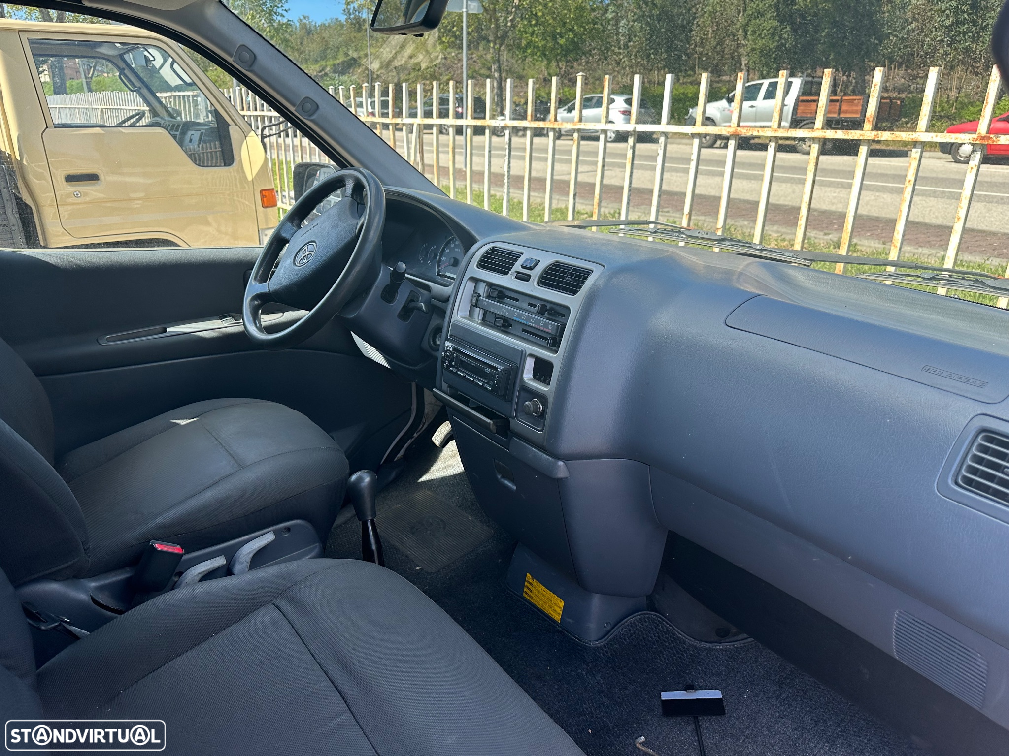 Toyota HiAce 2.5 D-4D Service 2.8T - 5
