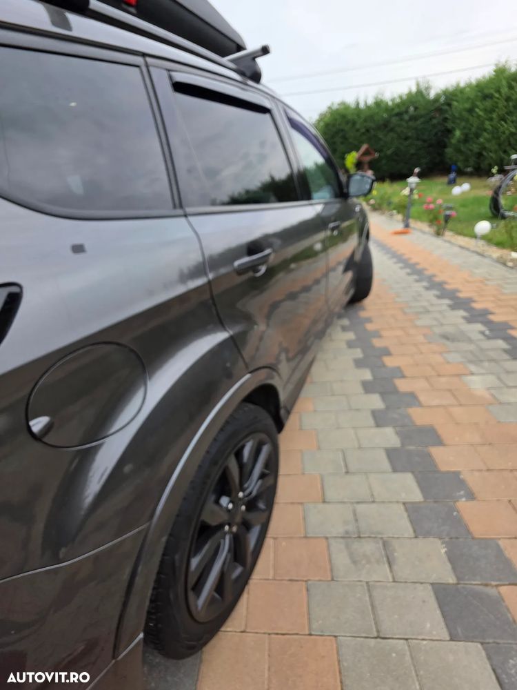 Ford Kuga 2.0 TDCi 4x2 ST-Line - 1
