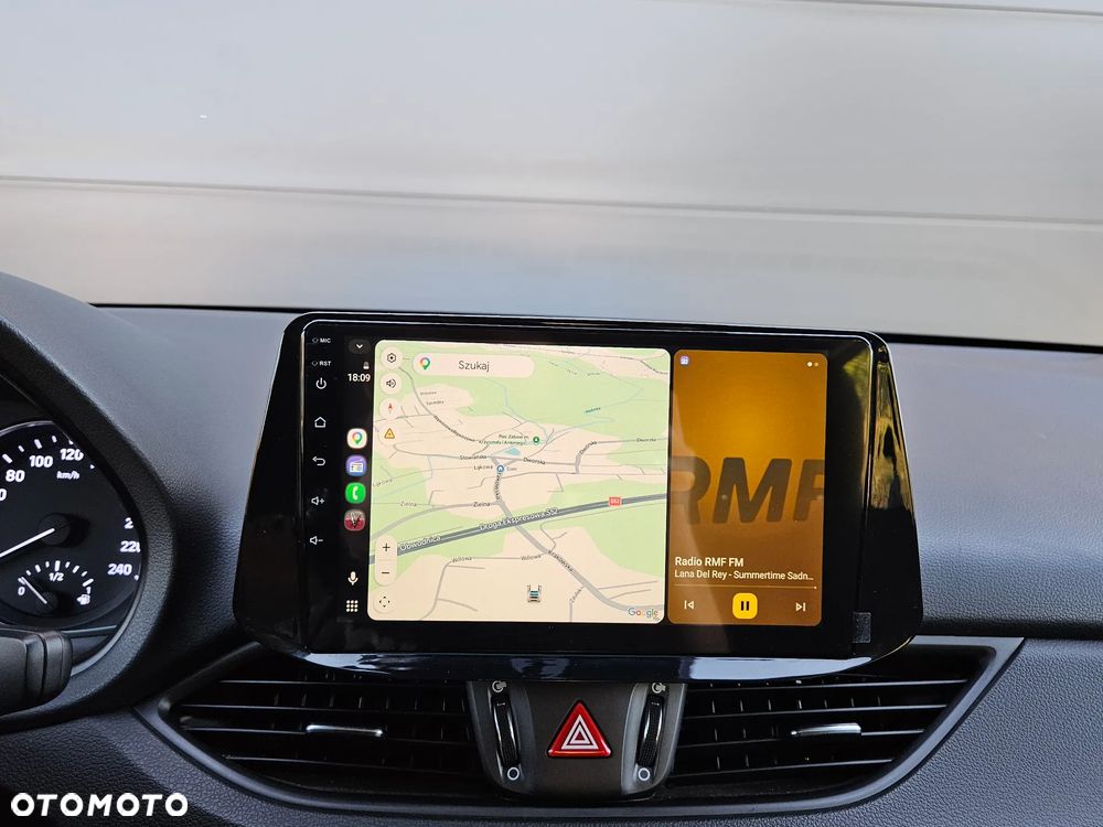 Hyundai i30 1.5 DPI Classic + - 24