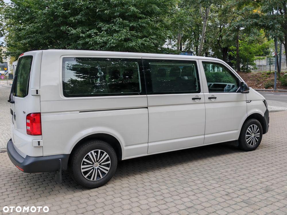 Volkswagen Caravelle - 6