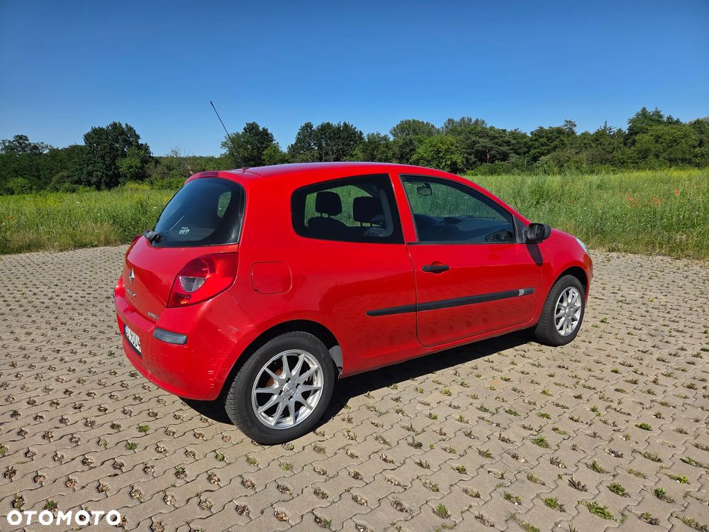 Renault Clio 1.2 16V Dynamique - 7