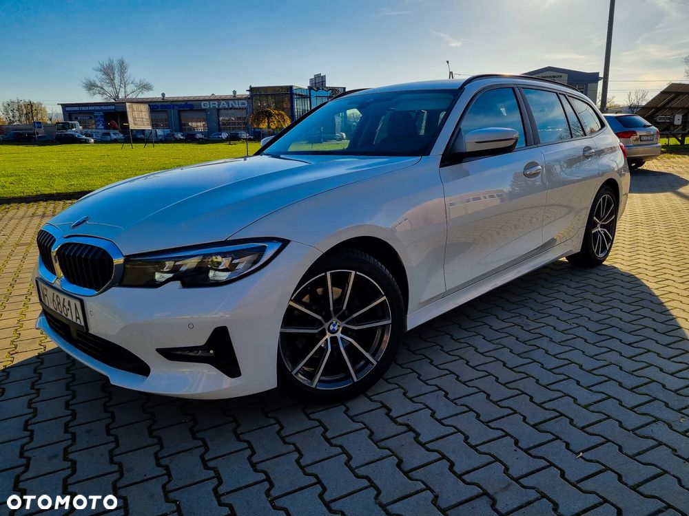 BMW Seria 3 320d Sport Line - 14