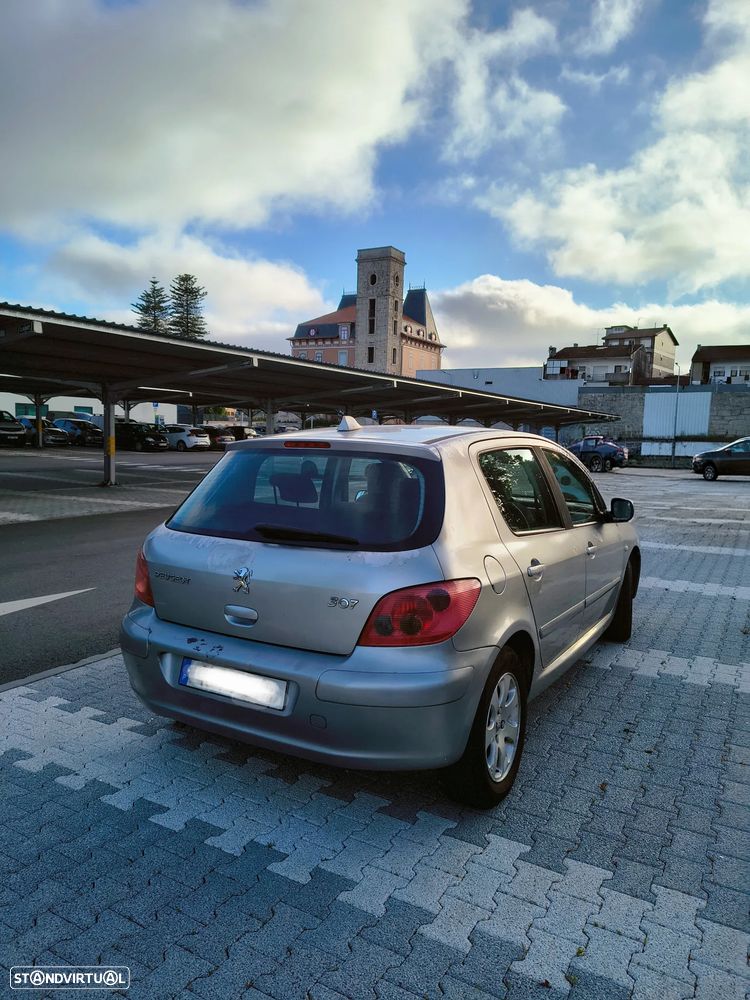 Peugeot 307 1.4 XR - 3