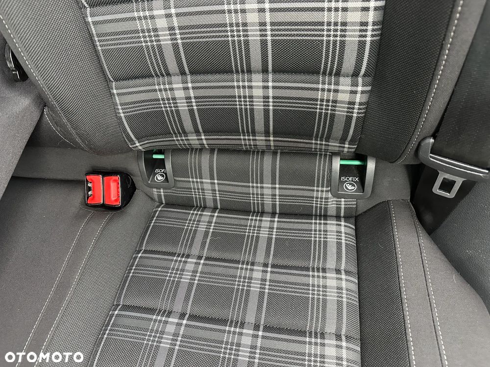Volkswagen Golf GTD (BlueMotion Technology) - 30