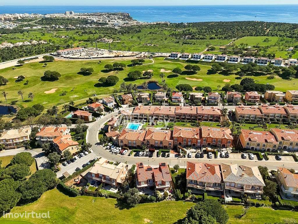 Casa com 3 quartos, vista para o mar e piscina, perto da praia, em ... - Grande imagem: 4/40