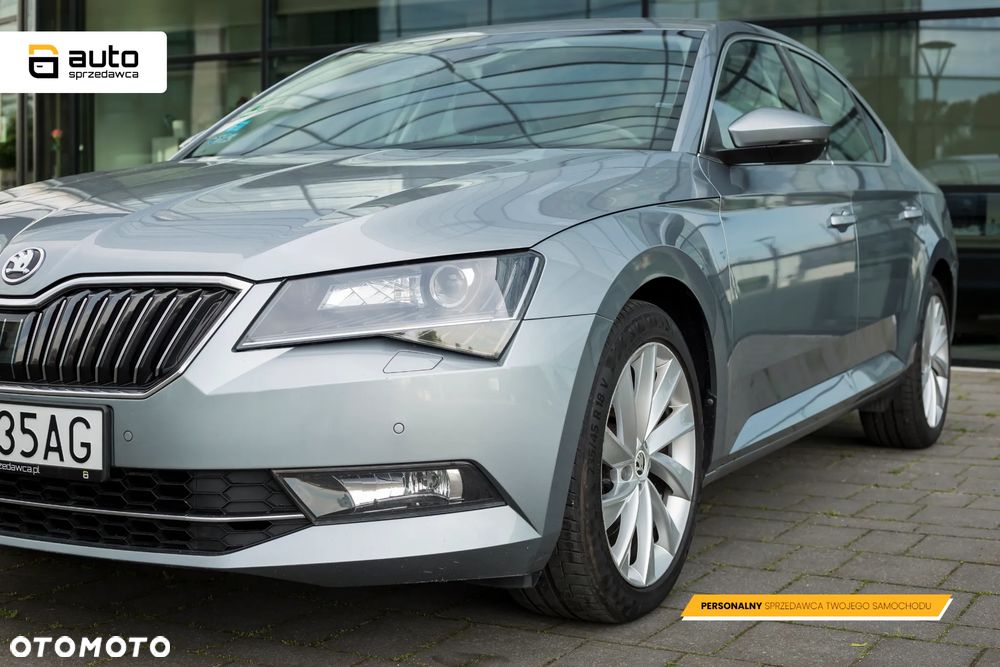 Skoda Superb 2.0 TDI Style DSG - 9