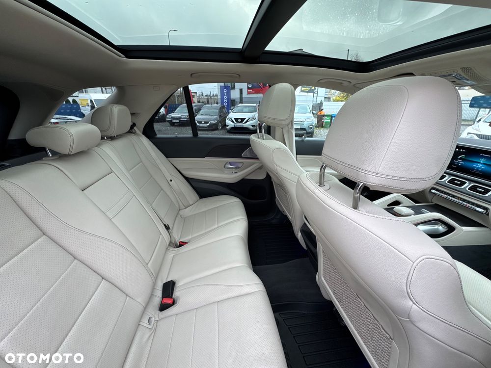 Mercedes-Benz GLE 300 d 4-Matic - 28