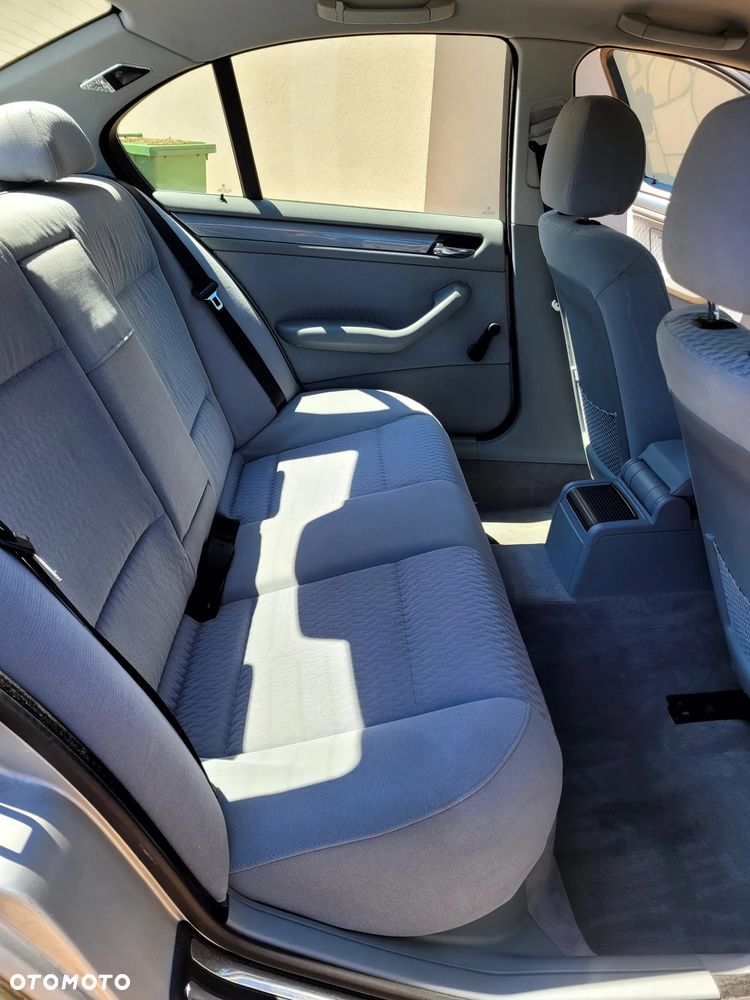 BMW Seria 3 - 15