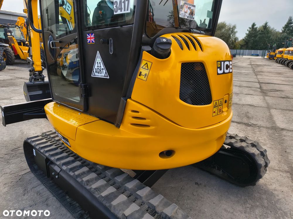 JCB 8030 2017r - 12
