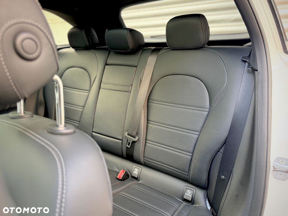 Mercedes-Benz GLC - 17