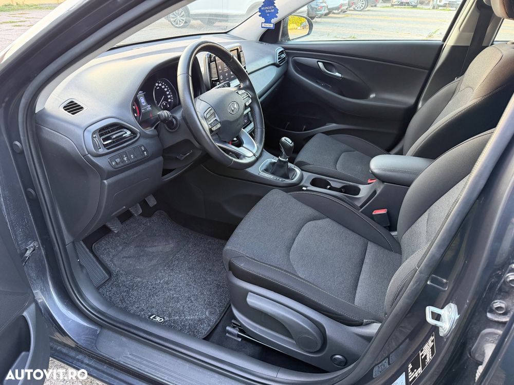 Hyundai i30 1.5 T-GDI MHEV 160CP Highway - 6