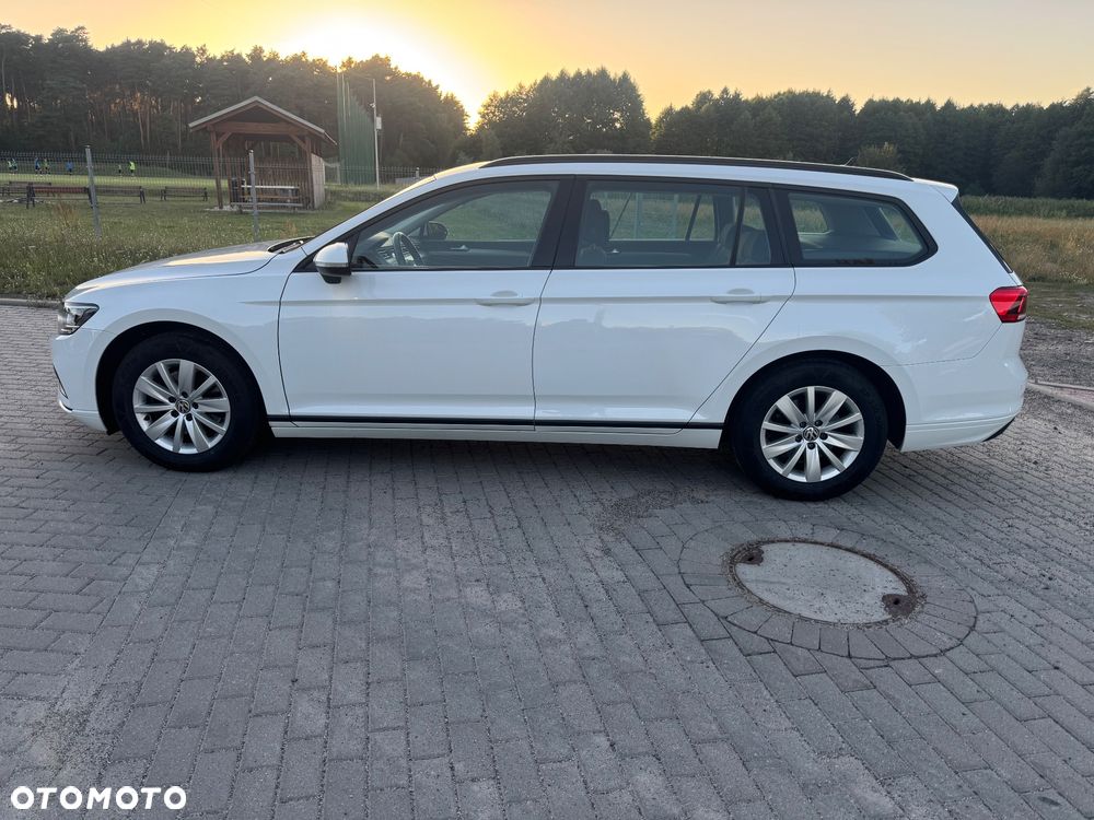 Volkswagen Passat 2.0 TDI SCR DSG Business - 8