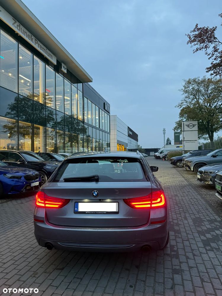 BMW Seria 5 525d Sport Line sport - 6