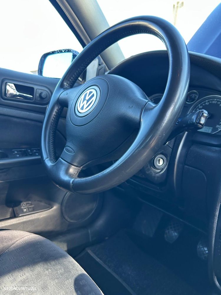 VW Passat Variant 1.9 TDi Conf.Plus 6V - 20