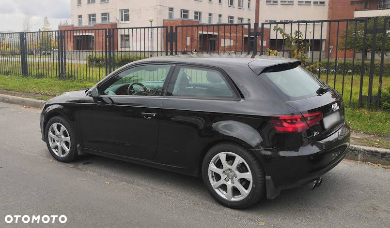 4x Felgi 17 m.in. do AUDI A4 B9 B8 B7 B6 A6 C7 C8 A3 8Y Q3 F3 - 8R0601025E - 4