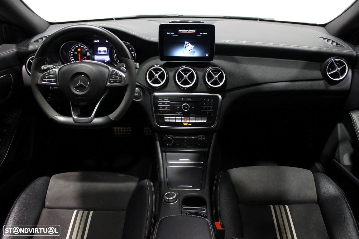 Mercedes-Benz CLA 220 - 18