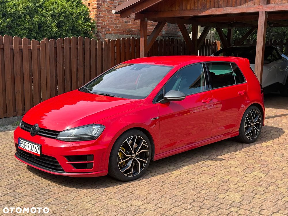 Volkswagen Golf - 2