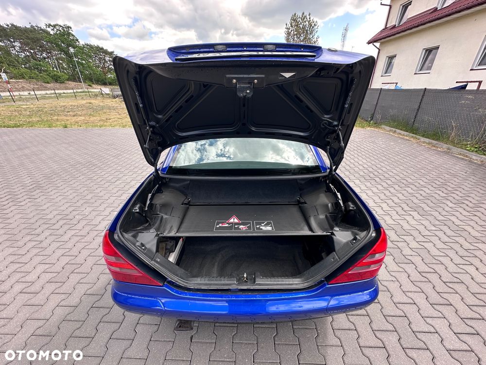 Mercedes-Benz SLK 200 - 11