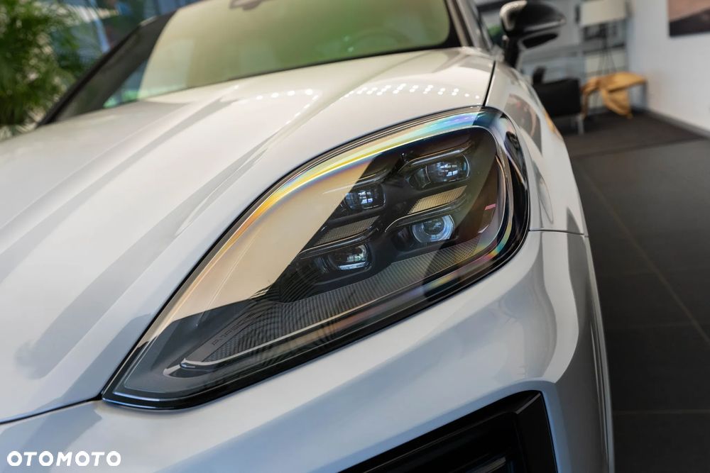 Porsche Cayenne Black Edition - 37