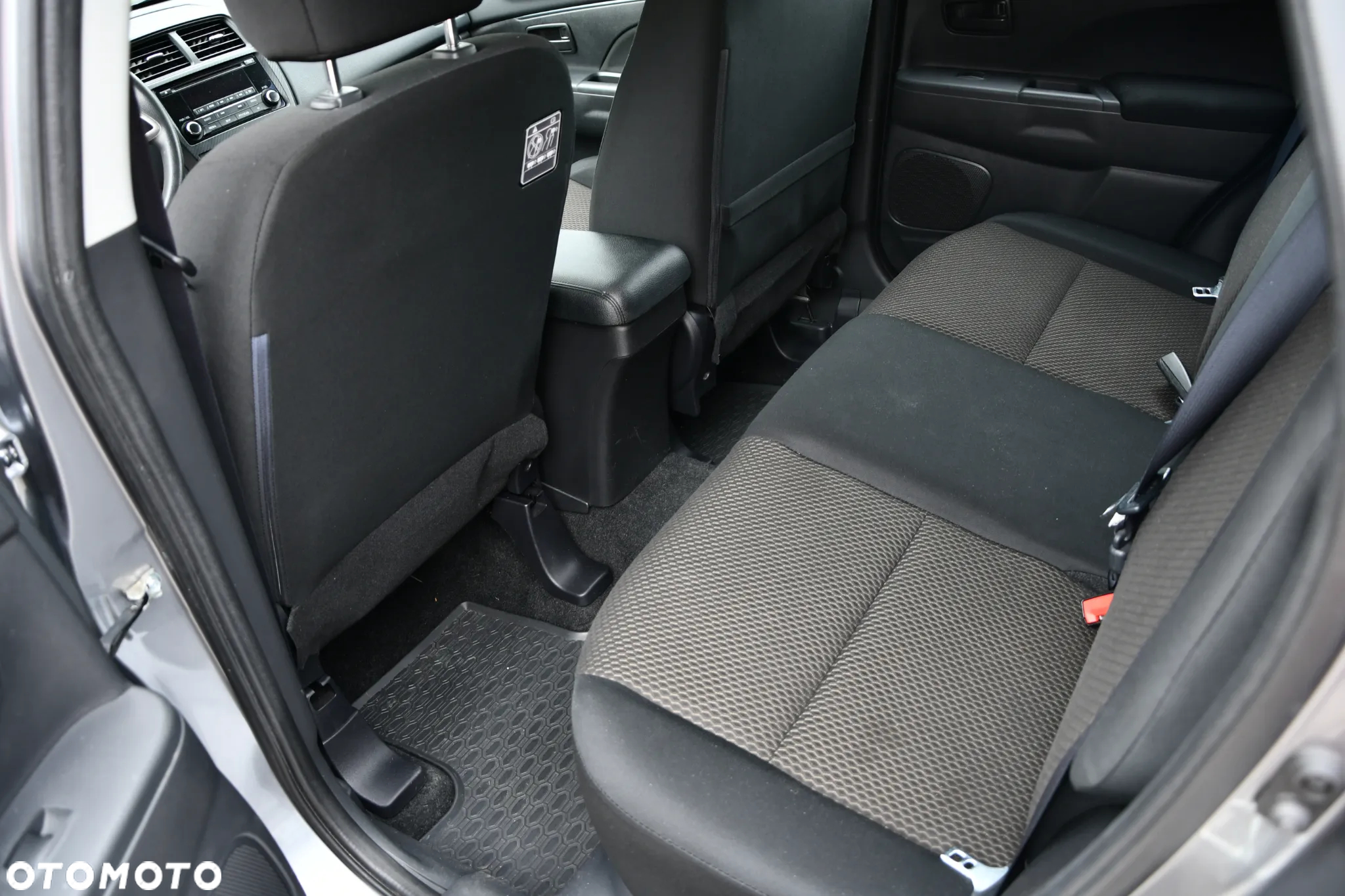 Mitsubishi ASX 1.6 Inform - 21