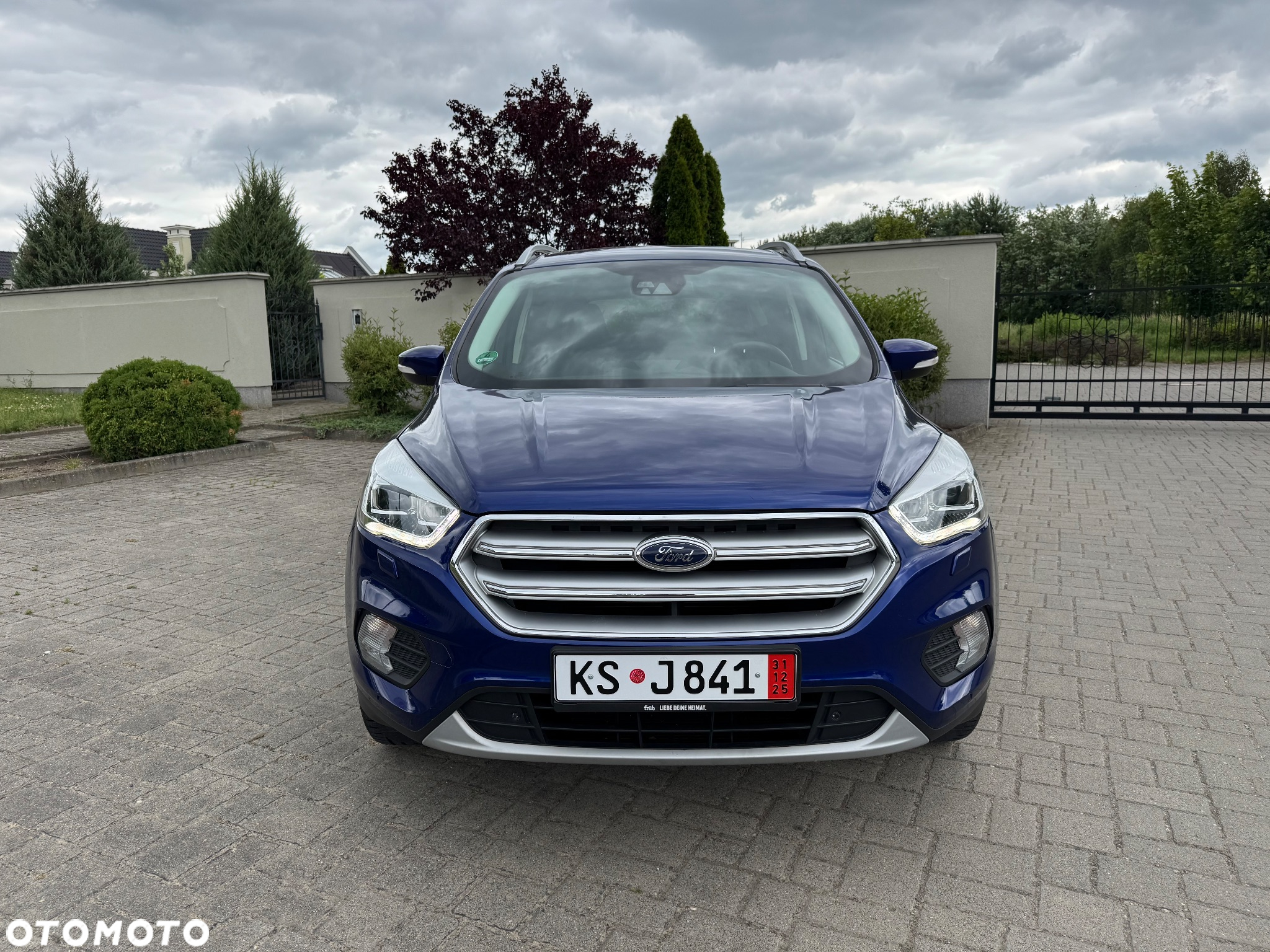 Ford Kuga 1.6 EcoBoost 2x4 Titanium - 4