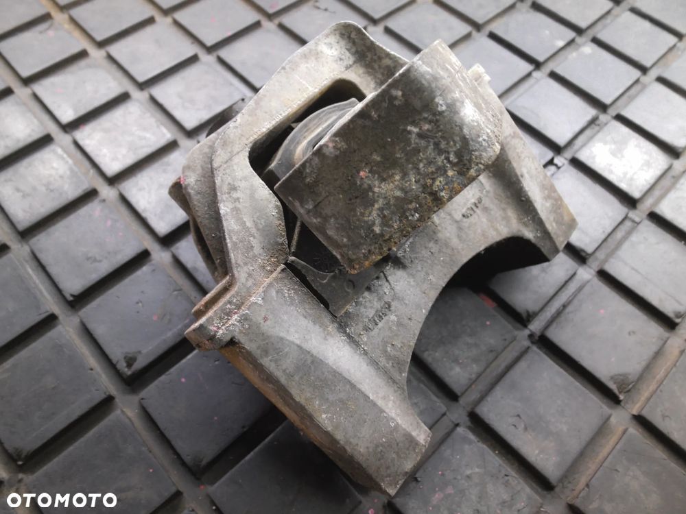 PODUSZKA SILNIKA FIAT STILO, BRAVO II 1.9 JTD OYGINAŁ 51775241 POSIADAM 2 SZT - 4