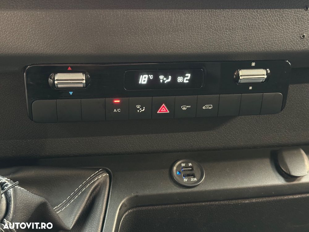 Mercedes-Benz Sprinter - 16