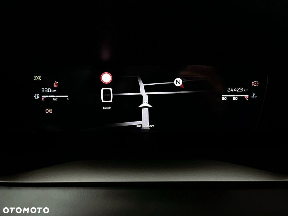 Peugeot 208 - 40
