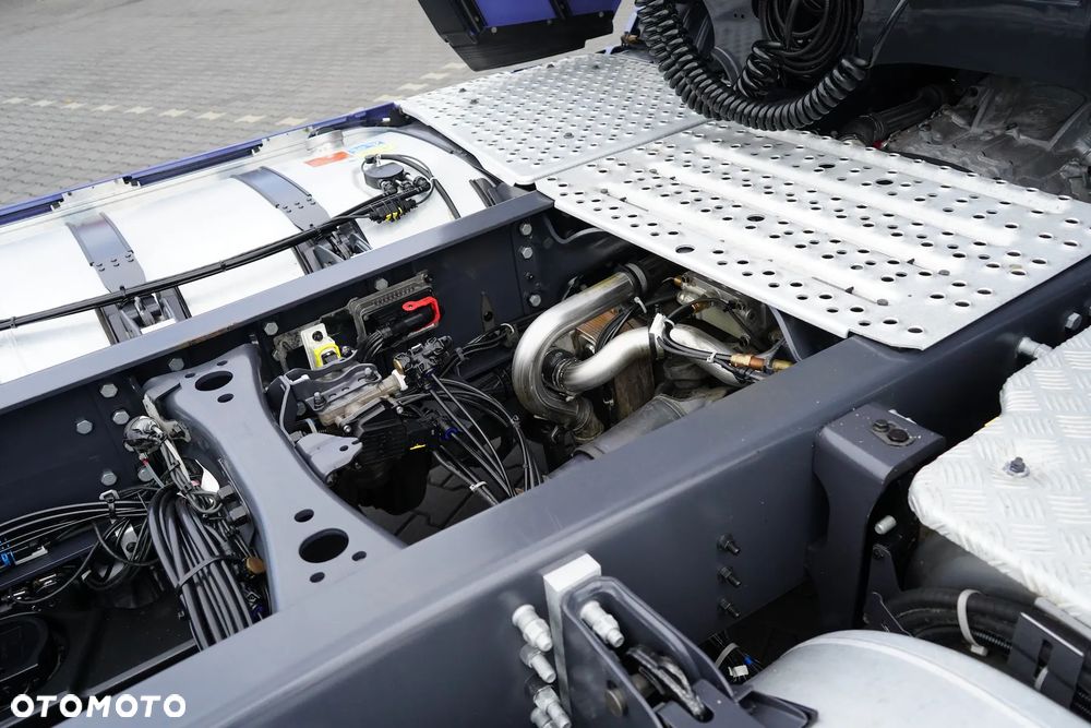 Scania / S 590 / V 8 / E 6 / ACC / BOOGIE / 3 OSIE / RETARDER / DMC 80 000 KG / JAK NOWA - 38