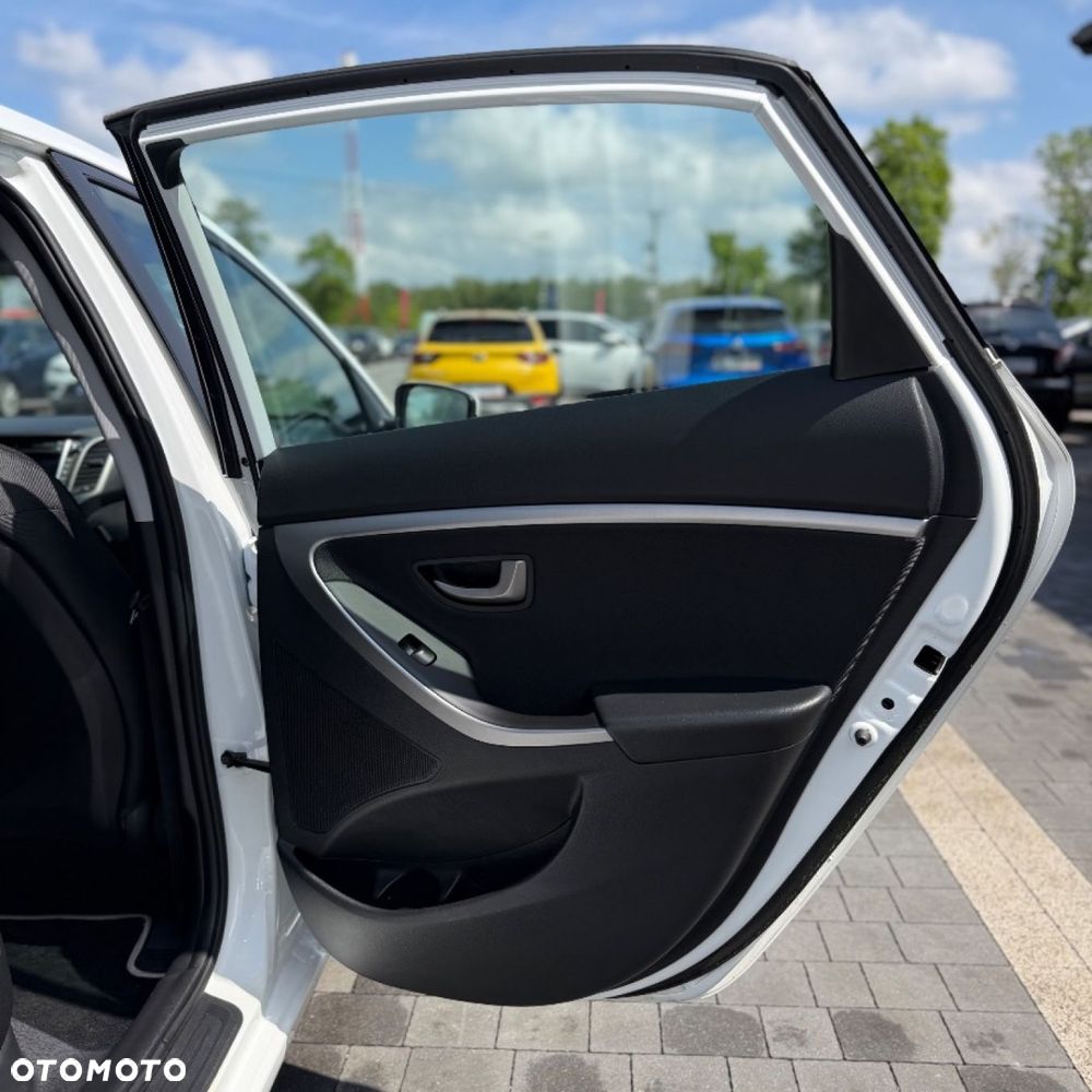 Hyundai i30 - 30