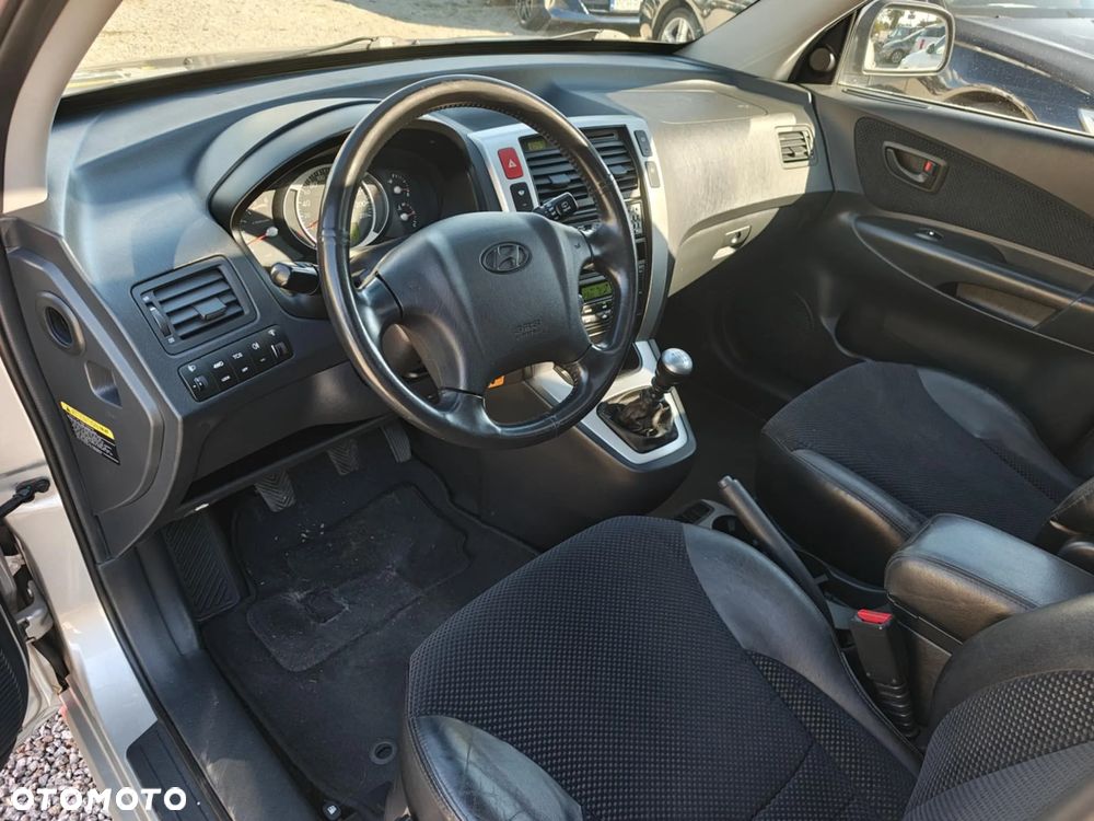 Hyundai Tucson 2.0 CRDi VGT 4WD GLS - 12