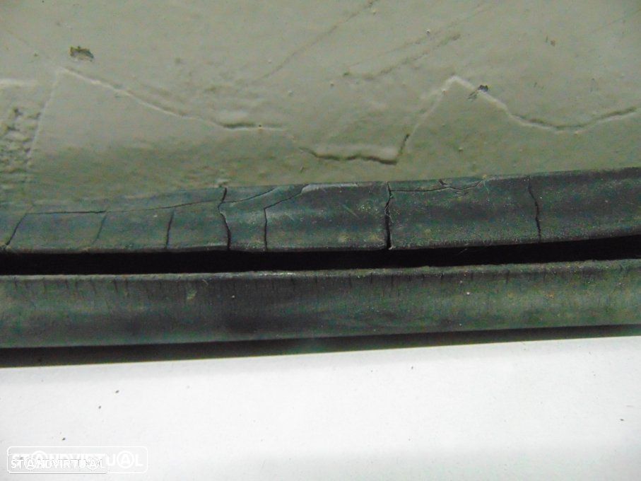 Mercedes W115 - borracha do vidro - 4