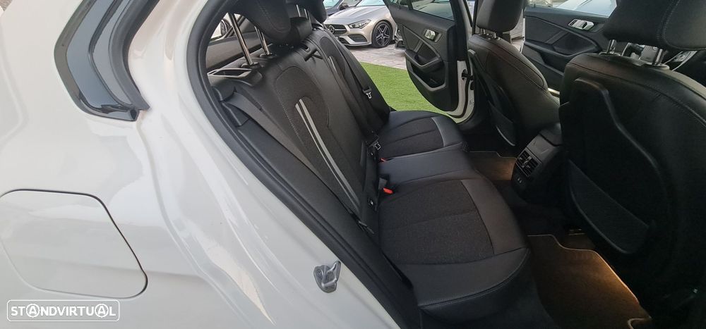 BMW 118 d Aut. Sport Line - 19
