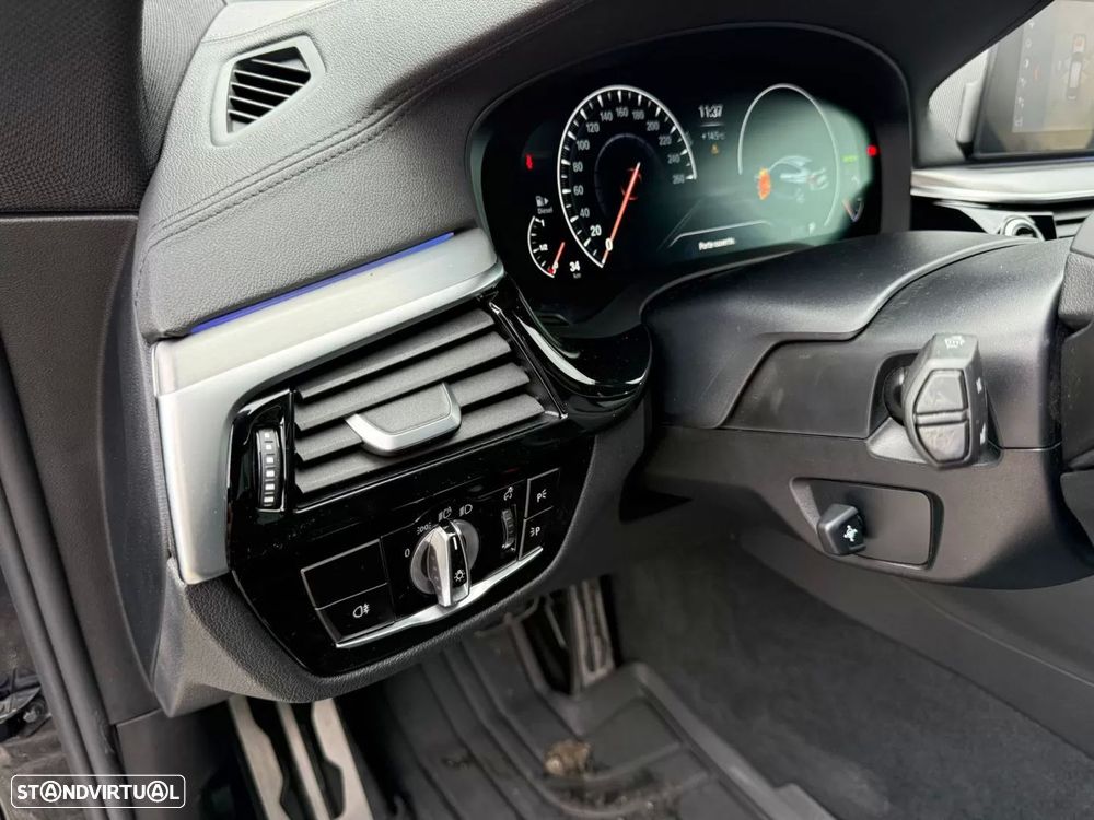 BMW 620 Gran Turismo d xDrive Pack M - 22