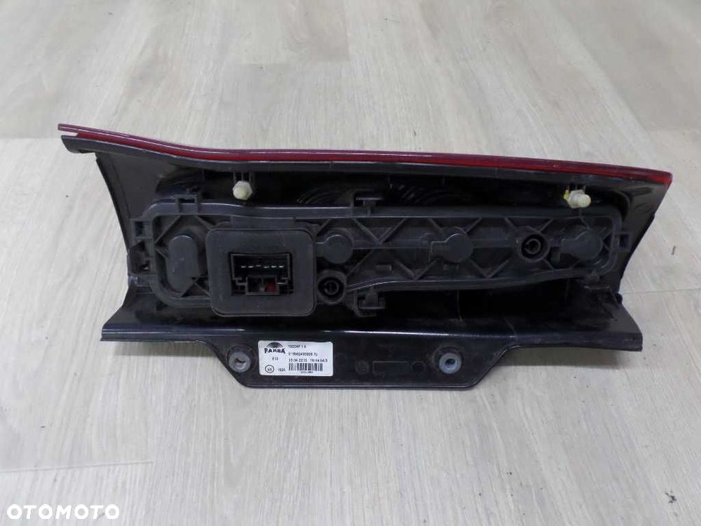 FIAT FIORINO NEMO QUBO LAMPA TYL PRAWA 1358249080 KLAPA KOMBI  07-16 - 4