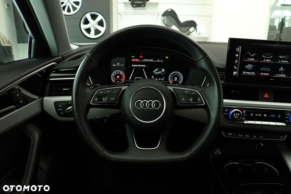 Audi A4 Limousine - 20