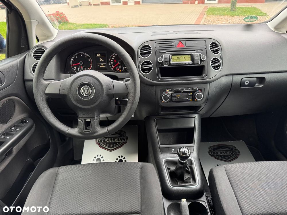 Volkswagen Golf Plus - 17