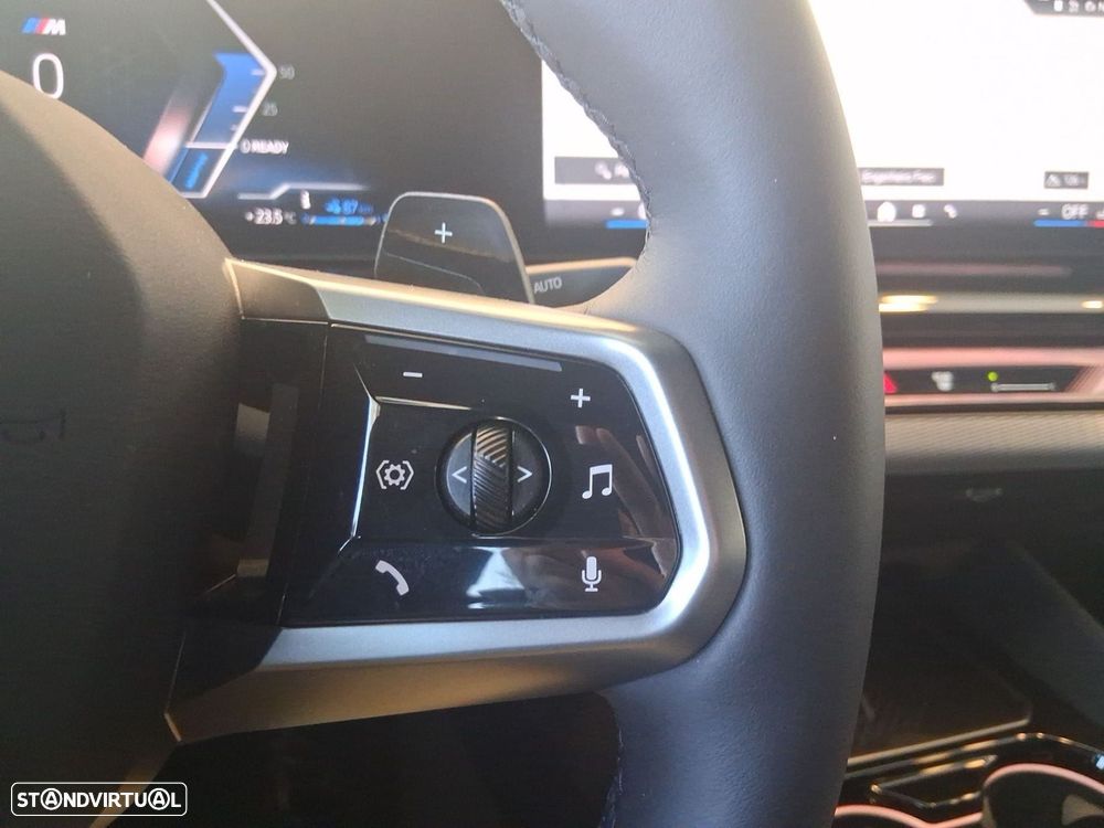 BMW 530 e Pack Desportivo M - 14