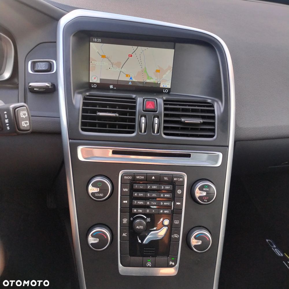 Volvo XC 60 D3 Drive-E Kinetic - 9