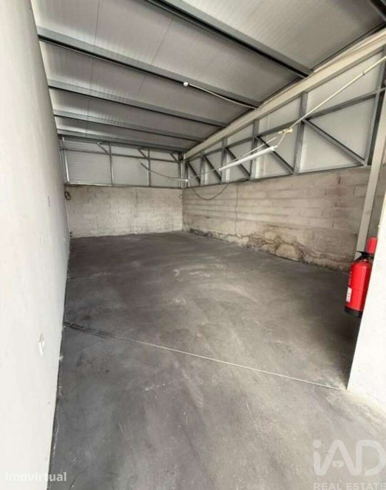 Espaço Comercial em Vila Franca das Naves e Feital de 552,00 m2 - Grande imagem: 2/12